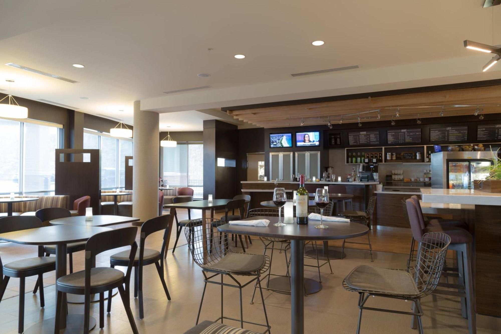 מלון Courtyard By Marriott מורגנטאון מראה חיצוני תמונה